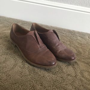 Brown slip on dress shoes
